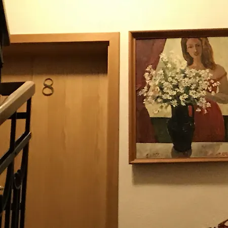 Antik & Galerie Sofia
