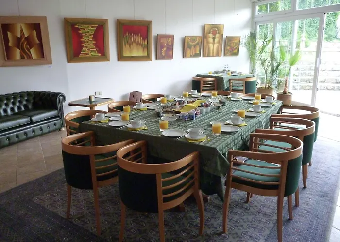 Antik Sofia 3* Litomysl